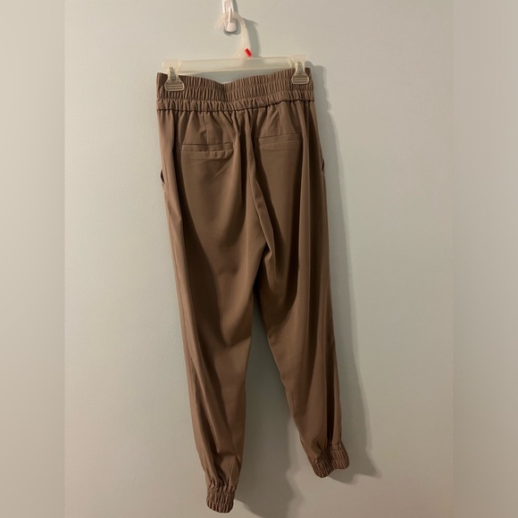 💛 Dynamite Taupe Jogger Pants (xs)🧡 - Picture 7 of 7